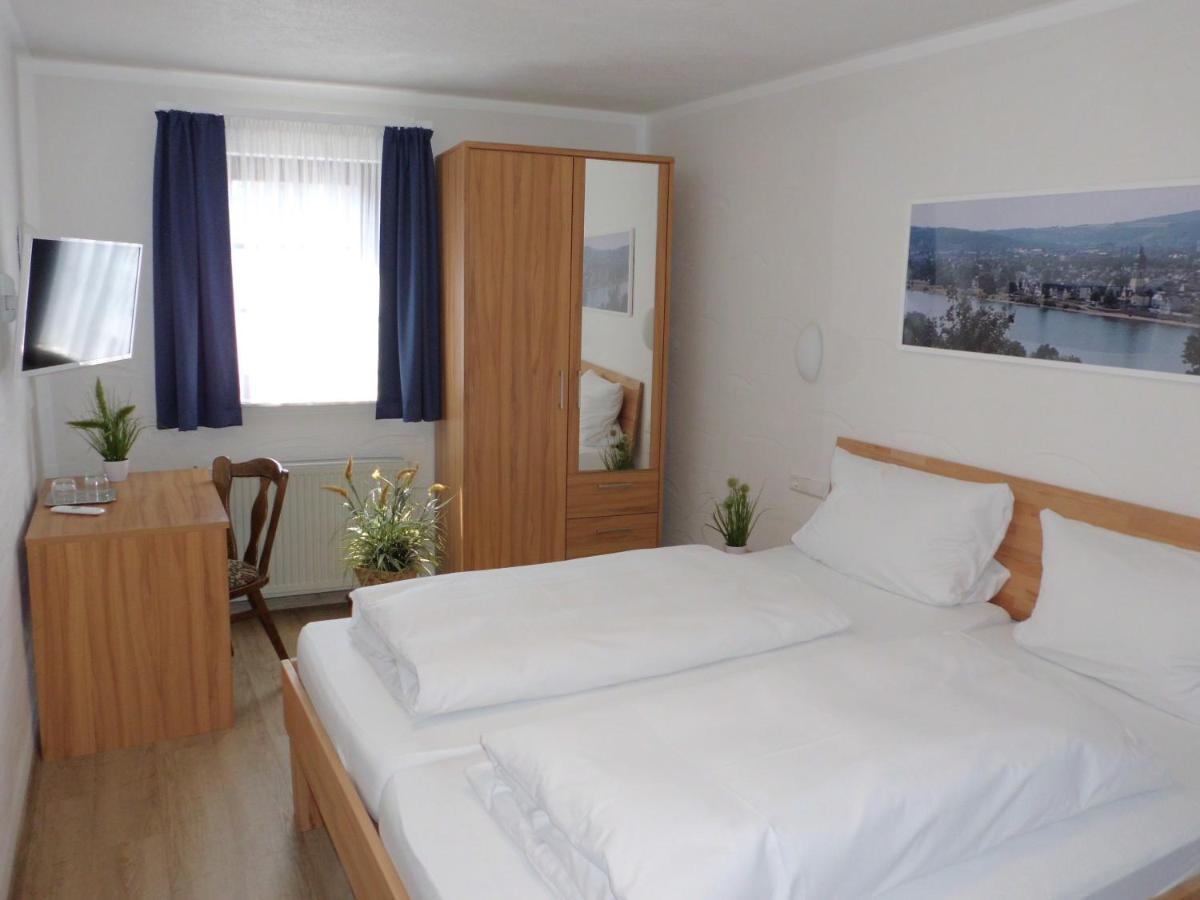 Hotel Restaurant Zur Pfanne Urbar  ภายนอก รูปภาพ